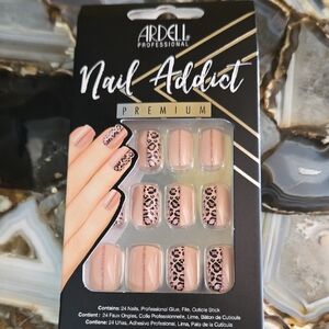 Nail Addict Premium Leopard Press-Ons
